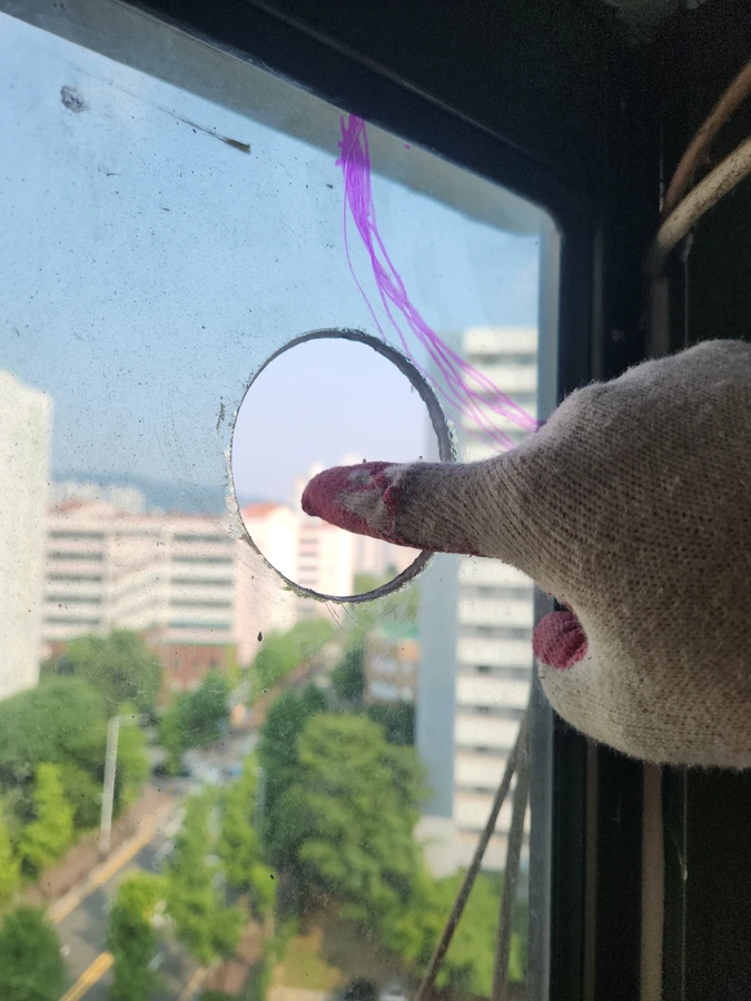 고층 아파트 베란다 배관 타공 출장사례